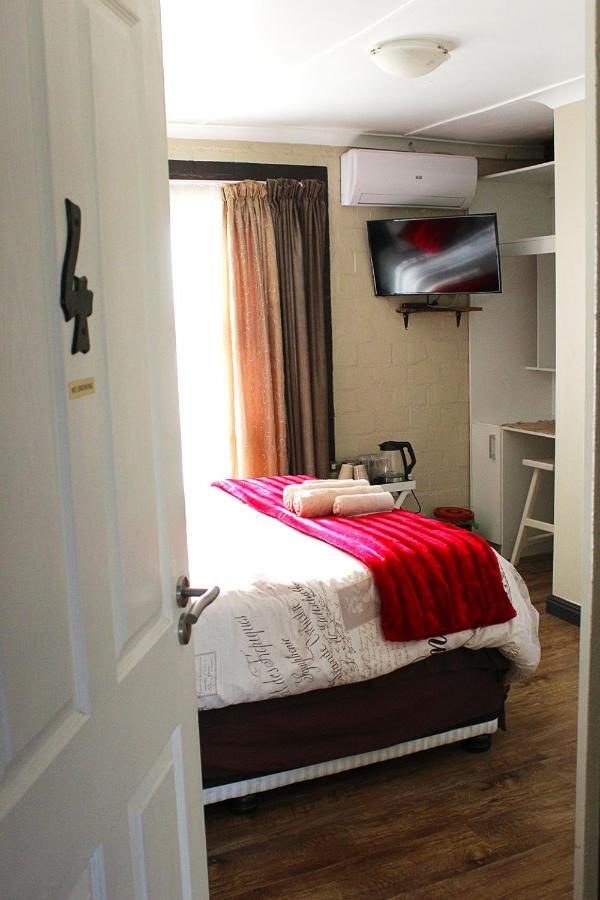 African Adventures Accommodation Durbanville Εξωτερικό φωτογραφία