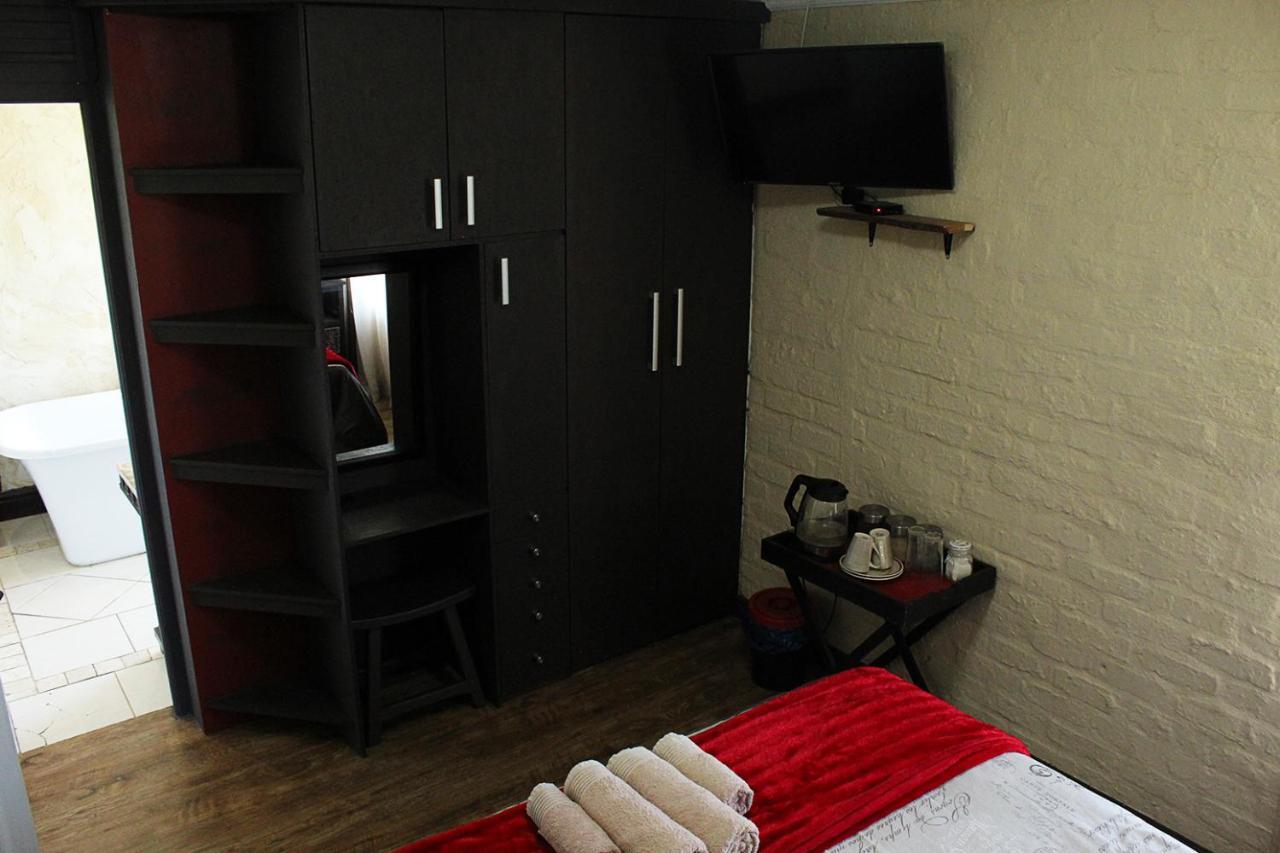 African Adventures Accommodation Durbanville Εξωτερικό φωτογραφία
