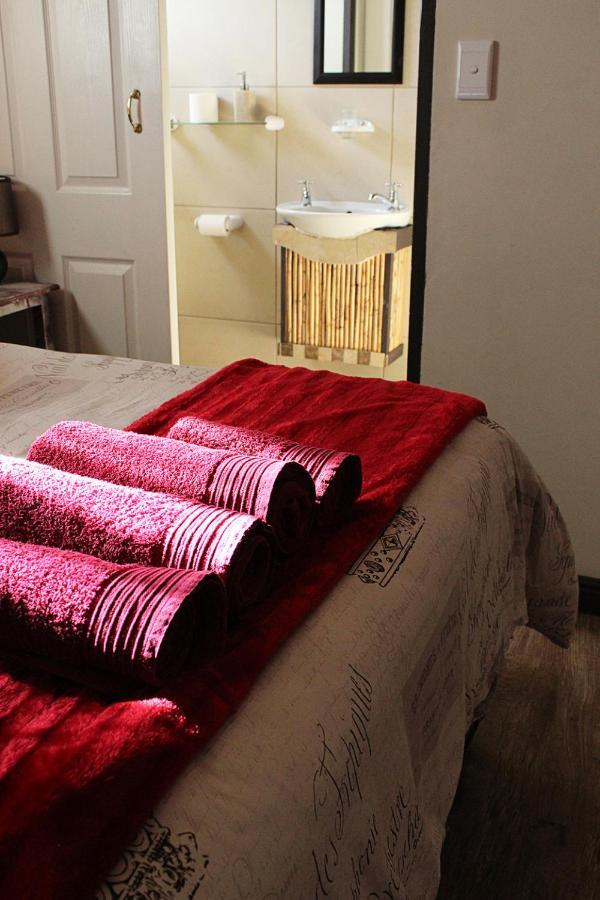 African Adventures Accommodation Durbanville Εξωτερικό φωτογραφία